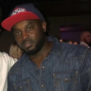 Meet your Posher, Larry